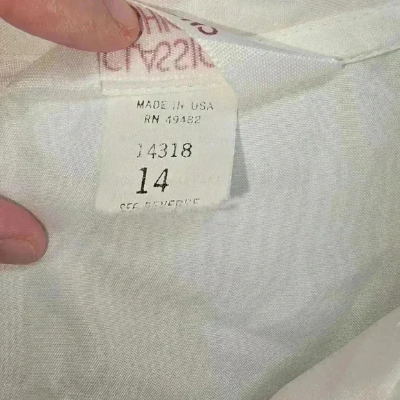 Vintage Classic Fashions Classic White Sheer Button Up Shirt Size 14 *Read* - Picture 4 of 16